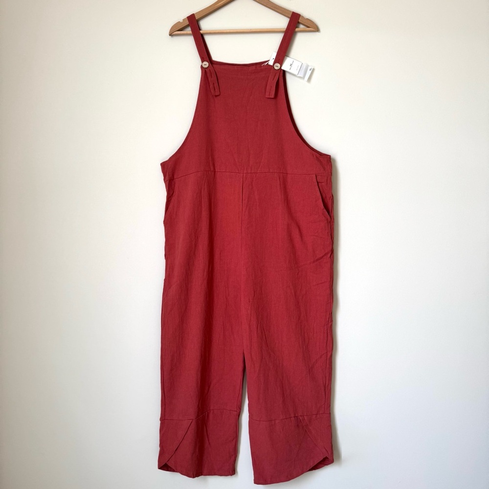 NWT. Women’s Red Orange Sleeveless Jumpsuit. 100% Cotton and Has Pockets!